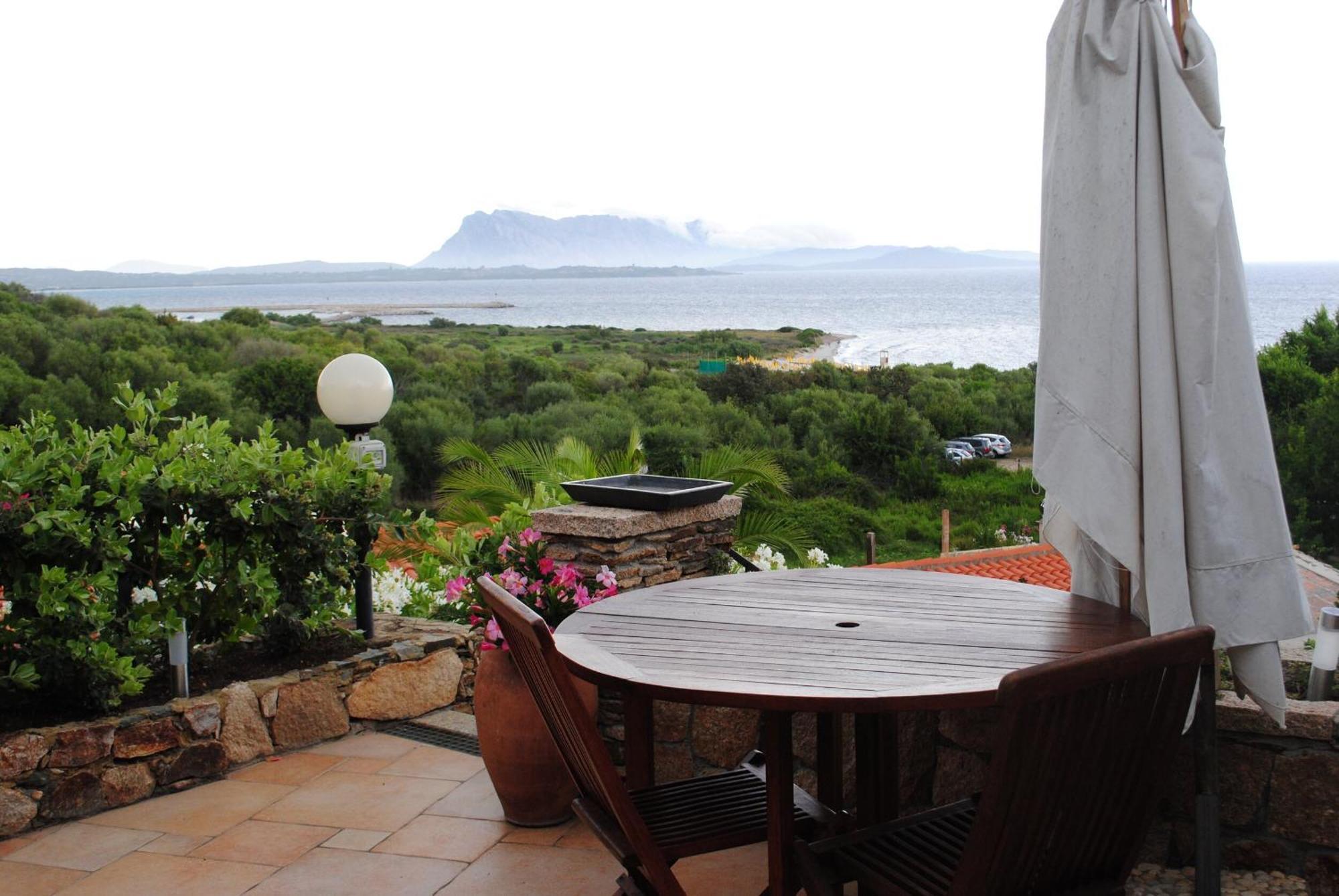 Villa Minda Lodge & View San Teodoro  Bagian luar foto