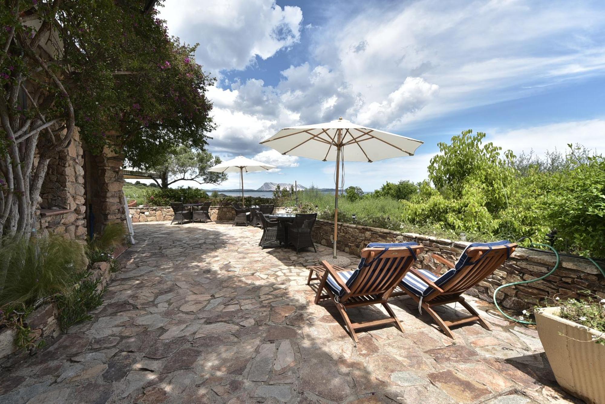 Villa Minda Lodge & View San Teodoro  Bagian luar foto